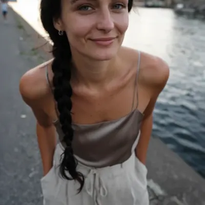 Gold_Lady